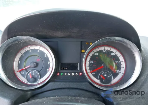 2020 Dodge Grand Caravan Sxt z USA, uszkodzony, nr VIN 2C4RDGCG3LR153270